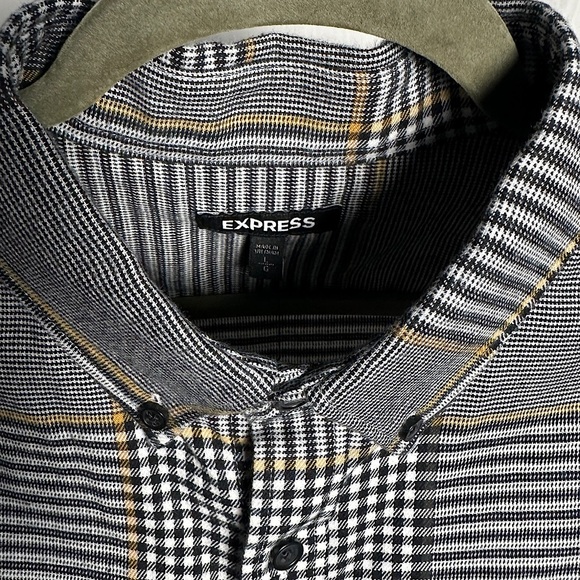 3/$20 💥 Express NWT Men’s Plaid Cotton Casual Button Down Shirt | Size Large - Picture 14 of 17